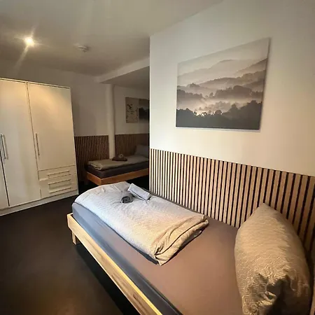 Apartment - 3 Schlafzimmer - Zentrale Lage - Garten شقة